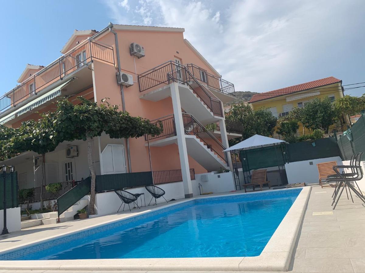 Apartments Villa Bella Vista Seget Trogir Dış mekan fotoğraf