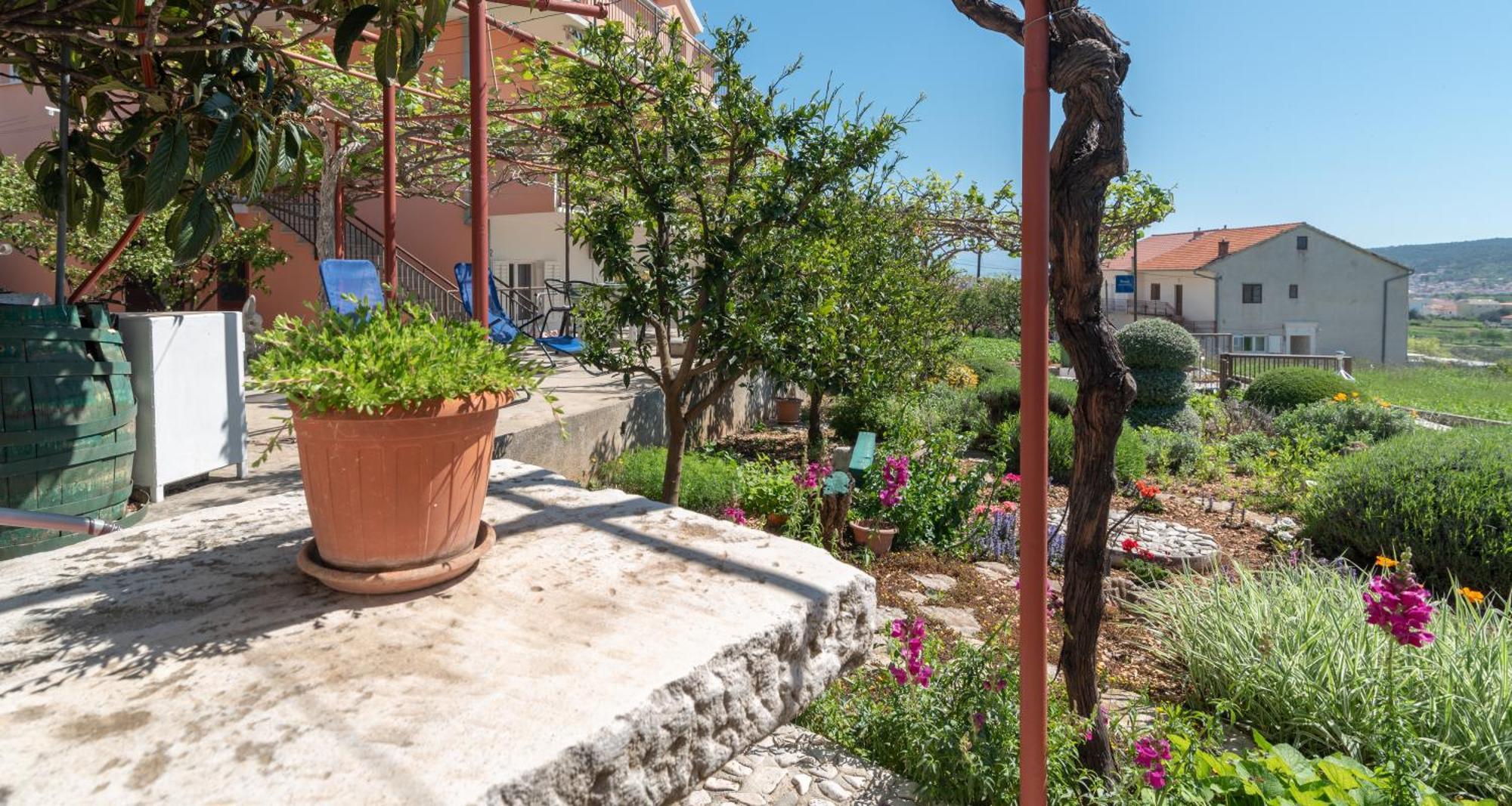Apartments Villa Bella Vista Seget Trogir Dış mekan fotoğraf