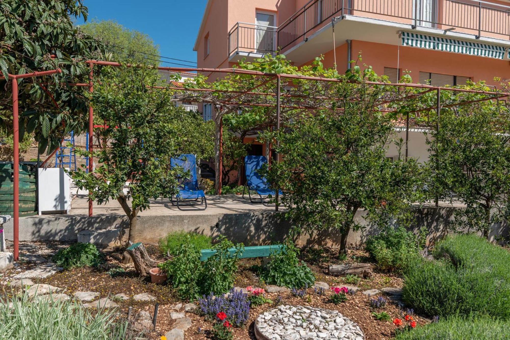 Apartments Villa Bella Vista Seget Trogir Dış mekan fotoğraf
